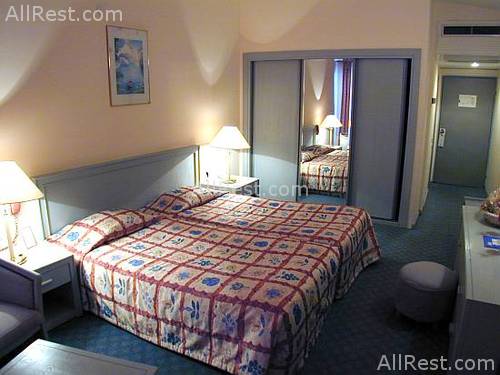 Imbat Hotel 24